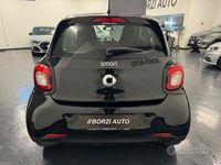 Usata Smart ForFour 71 CV (52 kW) 2018 Nero Utilitaria