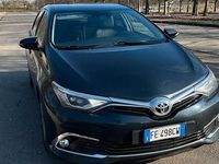 Usata Toyota Auris Lounge 2016 Blu Berlina