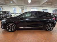 Usata Renault Clio V Techno 91 CV (66 kW) 2024 Nero etoile metallizz. Berlina