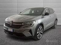 Usata Renault Austral Techno Esprit Alpine 131 CV (96 kW) 2023 Grigio SUV
