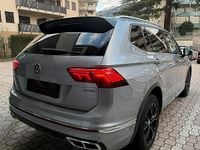 Usata VW Tiguan Allspace R-line 200 CV (147 kW) 2022 Grigio SUV