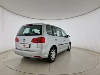 Usata VW Touran Trendline 105 CV (77 kW) 2013 Argento riflesso met. Monovolume
