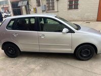 Usata VW Polo Trendline 69 CV (50 kW) 2007 Argento Utilitaria