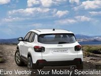 Nuova Jeep Avenger Longitude 101 CV (74 kW) 2025 Bianco SUV