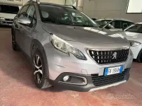Usata Peugeot 2008 S 120 CV (88 kW) 2017 Grigio SUV