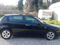 Usata Alfa Romeo 147 Distinctive 105 CV (77 kW) 2009 Nero Utilitaria