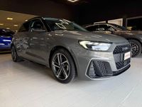 Usata Audi A1 Ambiente 116 CV (85 kW) 2024 Grigio tetto nero Berlina