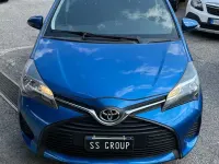 Usata Toyota Yaris Lounge 69 CV (50 kW) 2016 Blu Berlina