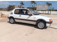 Usata Peugeot 205 GTi 113 CV (83 kW) 1987 Bianco Berlina
