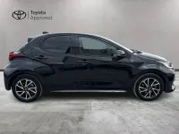 Usata Toyota Yaris Hybrid Trend 92 CV (67 kW) 2022 Nero Berlina