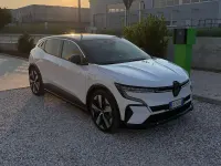 Usata Renault Megane E-Tech Iconic 55 kW (75 CV) 2025 Bianco Berlina