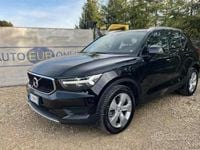 Usata Volvo XC40 Momentum 211 CV (155 kW) 2020 Nero SUV
