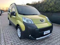Usata Peugeot Bipper Outdoor 75 CV (55 kW) 2013 Verde Monovolume
