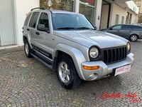Usata Jeep Cherokee 150 CV (110 kW) 2004 Argento SUV