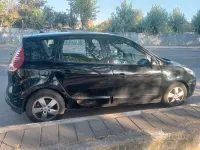 Usata Renault Scénic 110 CV (80 kW) 2011 Nero Monovolume