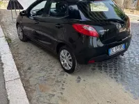 Usata Mazda 2 75 CV (55 kW) 2007 Nero Utilitaria