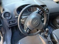 Usata Opel Corsa Club 80 CV (58 kW) 2009 Nero Utilitaria