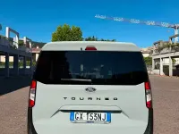 Usata Ford Tourneo 125 CV (91 kW) 2025 Grigio Monovolume