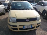 Usata Fiat Panda Active 54 CV (39 kW) 2010 Giallo Utilitaria