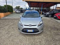 Usata Ford Fiesta 60 CV (44 kW) 2011 Argento Utilitaria