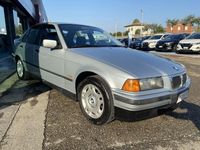 Usata BMW 318 Efficient Dynamics 116 CV (85 kW) 1998 Argento Berlina
