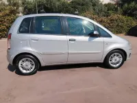 Usata Lancia Musa 95 CV (69 kW) 2011 Argento Monovolume