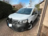 Usata Renault Kangoo 50 kW (69 CV) 2026 Bianco Monovolume