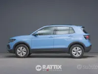 Usata VW T-Cross Life 95 CV (69 kW) 2024 Clear blue SUV