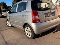 Usata Kia Picanto 65 CV (47 kW) 2007 Grigio Utilitaria