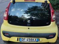 Usata Peugeot 107 54 CV (39 kW) 2007 Giallo Utilitaria