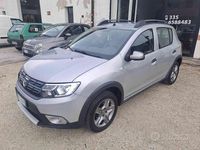 Usata Dacia Sandero Comfort 95 CV (69 kW) 2020 Grigio Berlina
