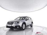 Usata Subaru Outback 150 CV (110 kW) 2016 Grigio Station wagon