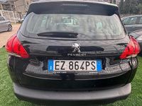 Usata Peugeot 2008 Active 75 CV (55 kW) 2015 Nero SUV