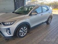 Usata Kia Stonic Style 84 CV (61 kW) 2022 Grigio SUV