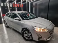 Usata Ford Focus Titanium 120 CV (88 kW) 2019 Grigio Berlina