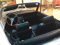 Begagnad Alfa Romeo Spider Veloce 128 HK (94 kW) 1987 Vit Cab