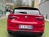 Usata Alfa Romeo Stelvio 160 CV (117 kW) 2019 Rosso SUV