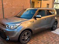 Usata Kia Soul 2016 Grigio SUV