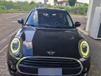 Usata Mini ONE 75 CV (55 kW) 2021 Nero Utilitaria
