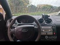 Usata Ford Fiesta 68 CV (50 kW) 2005 Blu Utilitaria