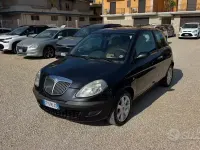 Usata Lancia Ypsilon 69 CV (50 kW) 2004 Nero Utilitaria