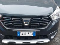 Usata Dacia Lodgy Stepway 116 CV (85 kW) 2021 Grigio Monovolume