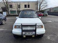 Usata Suzuki Vitara 96 CV (70 kW) 1995 Bianco SUV