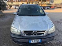 Usata Opel Zafira 125 CV (91 kW) 2003 Grigio Monovolume