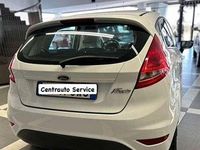 Usata Ford Fiesta Business Edition 69 CV (50 kW) 2012 Bianco Berlina