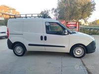Usata Opel Combo 120 CV (88 kW) 2018 Bianco Monovolume
