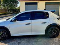 Usata Peugeot 208 GT 102 CV (75 kW) 2021 Bianco Utilitaria