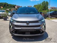 Nuova Renault Captur Techno 101 CV (74 kW) 2025 Grigio SUV