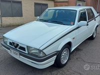 Usata Alfa Romeo 75 148 CV (108 kW) 1991 Bianco Berlina