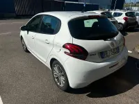 Usata Peugeot 208 Active 75 CV (55 kW) 2016 Bianco Utilitaria